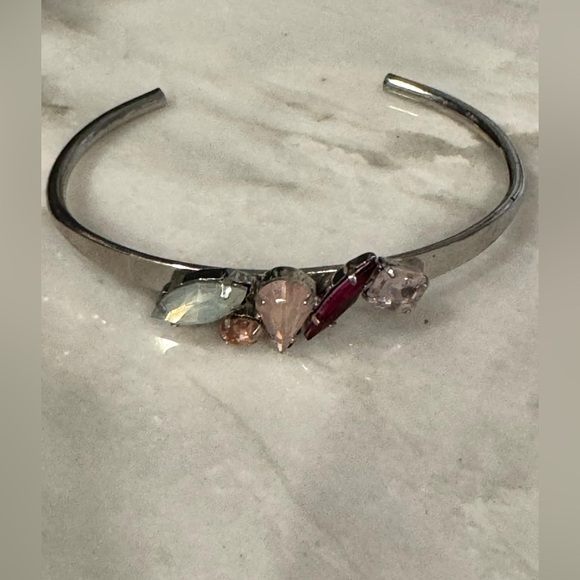 4pc pink / silver jewelry set 1 necklace 1 bracelet 2 sets earrings - Picture 4 of 5